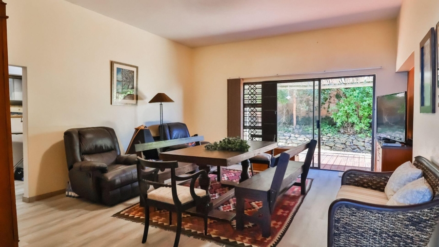 5 Bedroom Property for Sale in De Kelders Western Cape